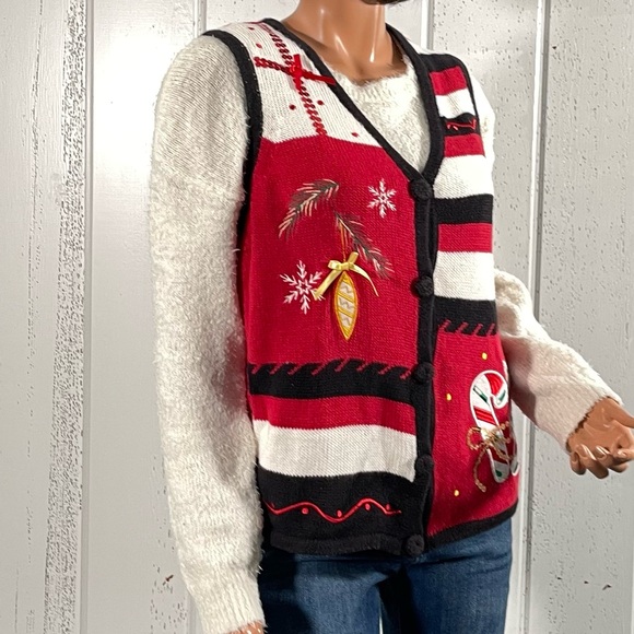 * Holiday Editions Christmas Women’s Vest Sweater Sz S - Picture 10 of 15